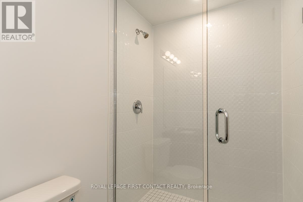 101 - 8 Culinary Lane, Barrie, Ontario  L9J 0J9 - Photo 17 - S12054801