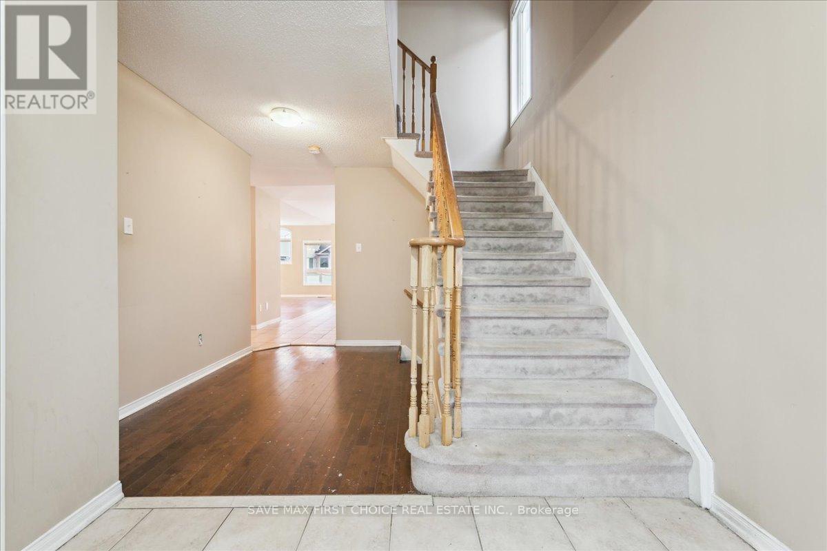 Property at 1137 DEACON DRIVE image 4