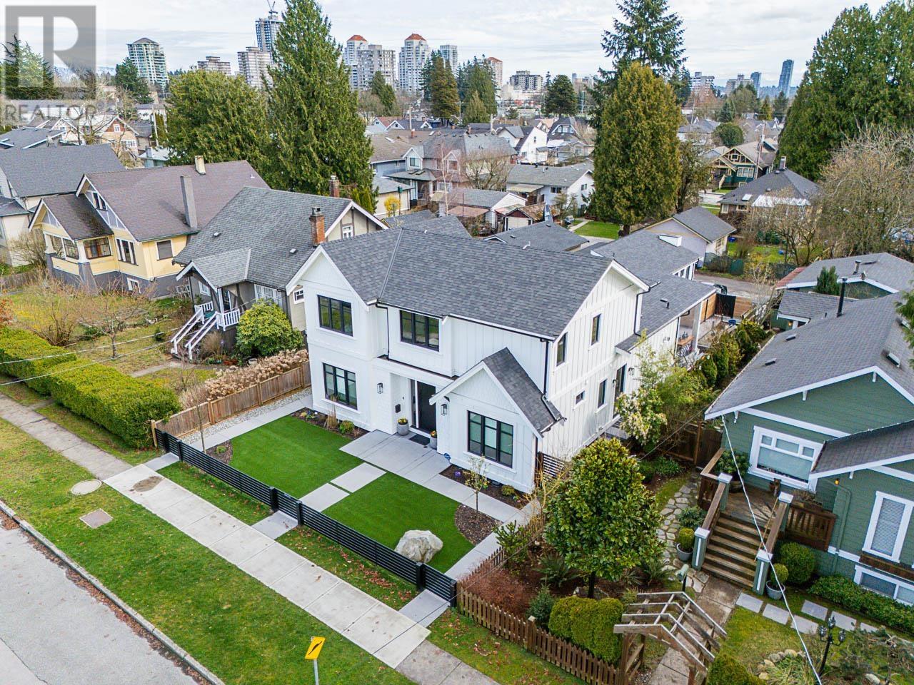 1024 London Street, New Westminster, British Columbia  V3M 3B8 - Photo 12 - R2983431
