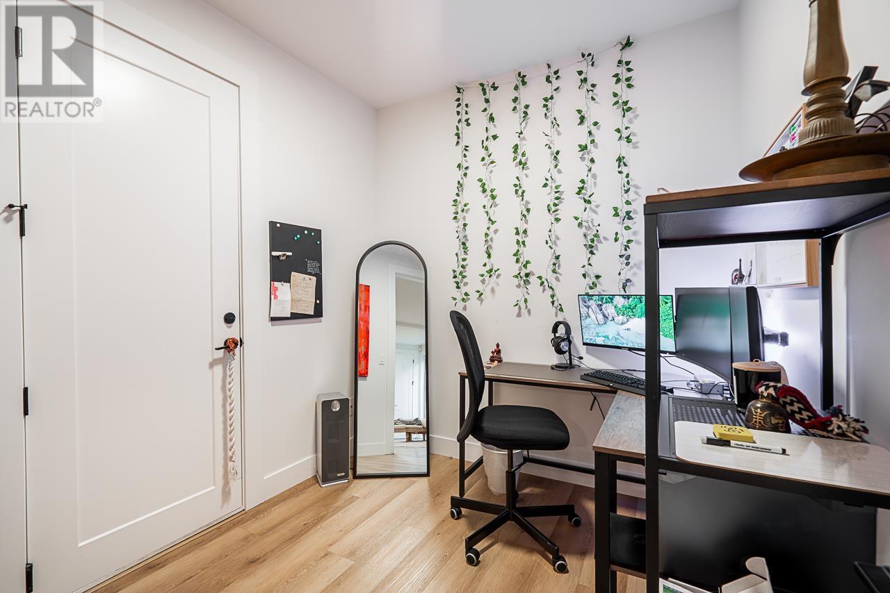 1024 London Street, New Westminster, British Columbia  V3M 3B8 - Photo 29 - R2983431