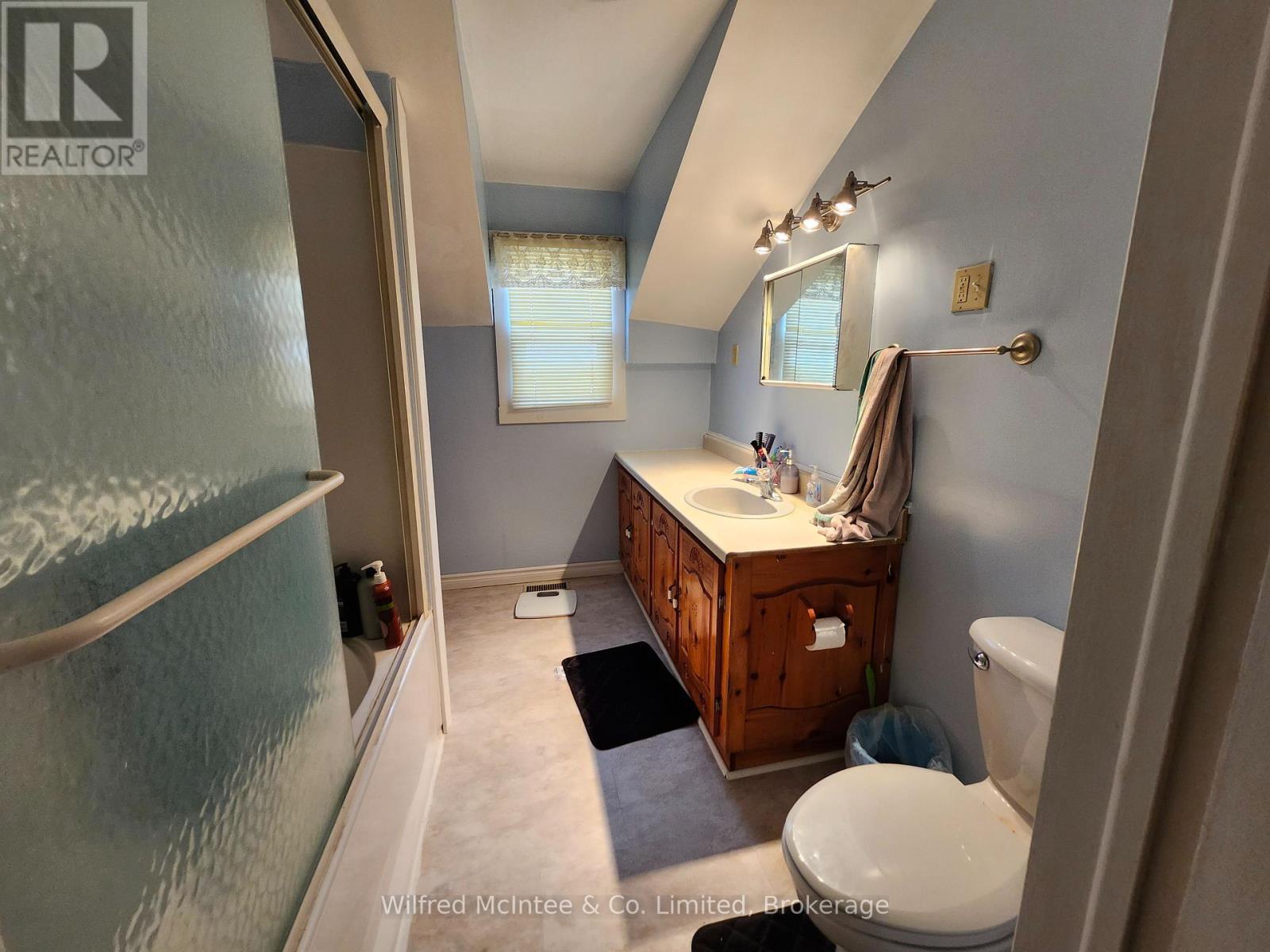 587 Gough Street, Huron-Kinloss, Ontario  N0G 2H0 - Photo 15 - X12055233