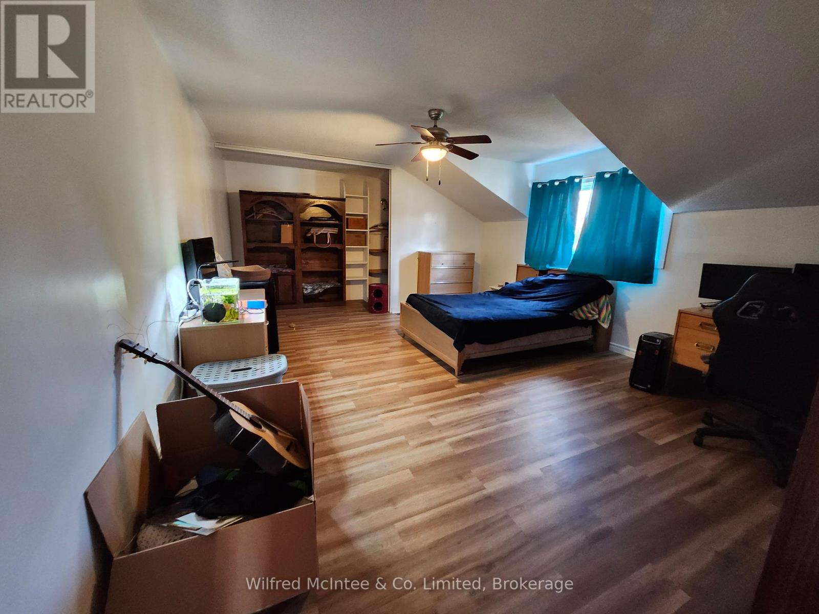 587 Gough Street, Huron-Kinloss, Ontario  N0G 2H0 - Photo 17 - X12055233