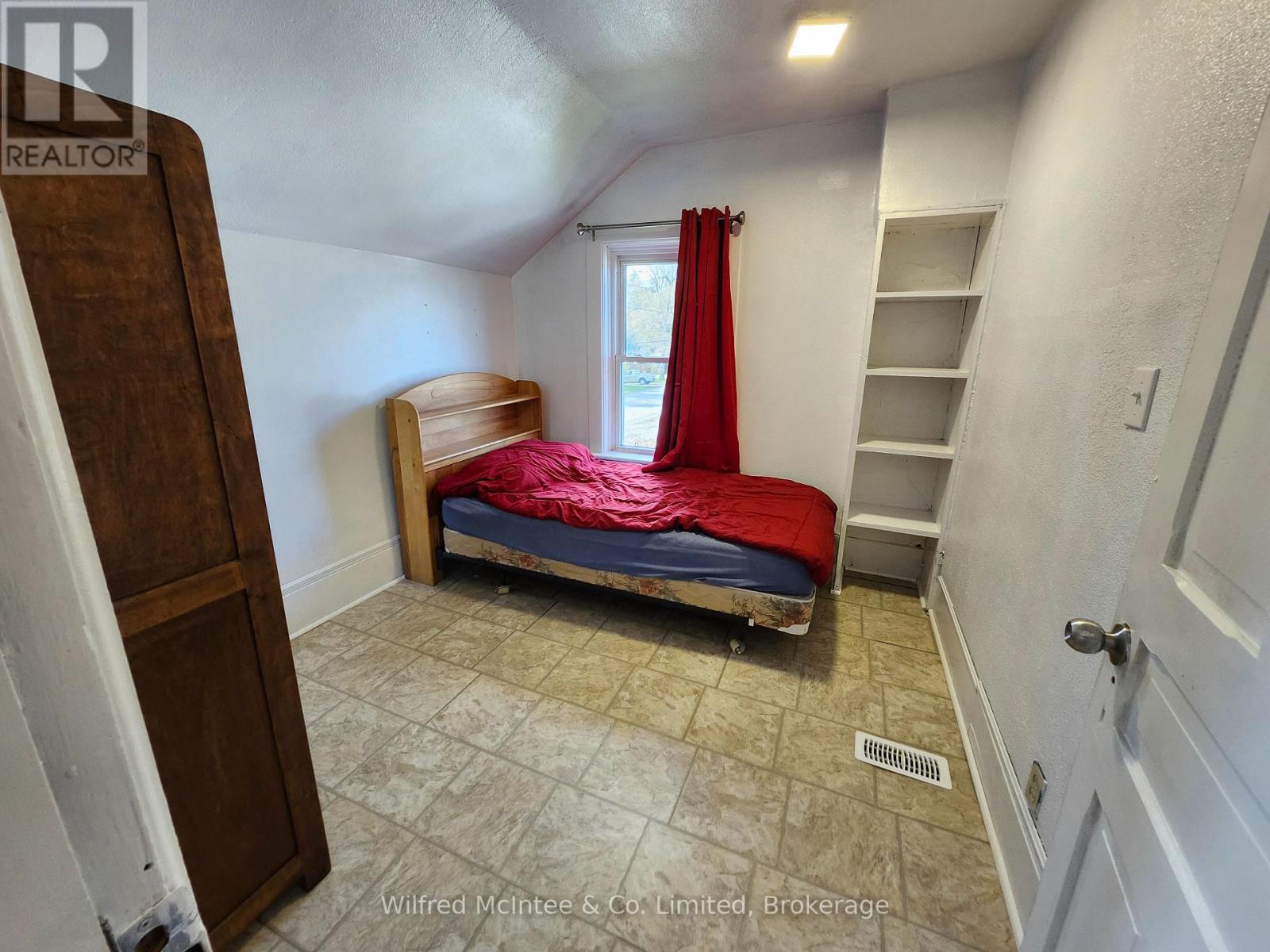 587 Gough Street, Huron-Kinloss, Ontario  N0G 2H0 - Photo 21 - X12055233