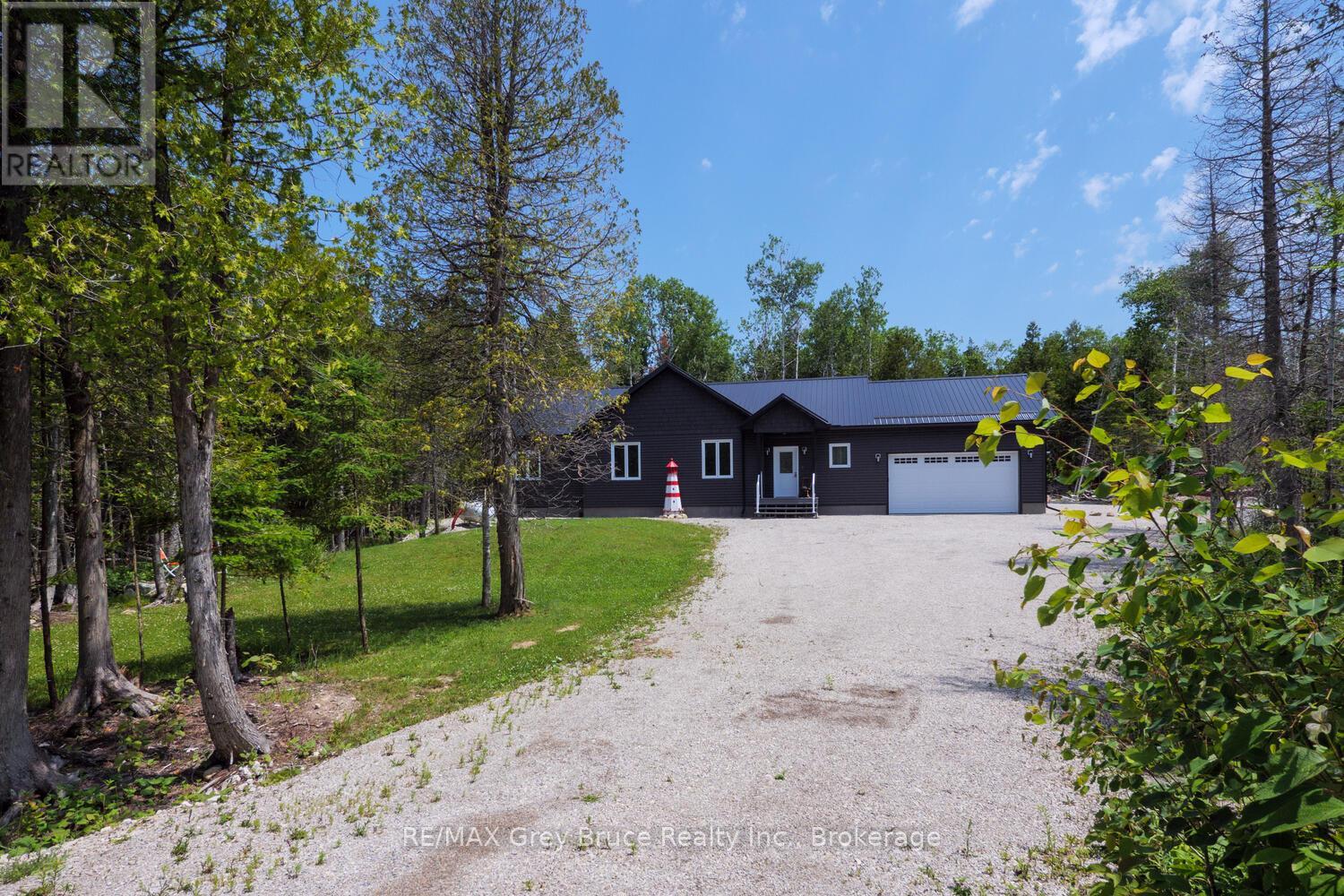 32 Devils Glen Road, Northern Bruce Peninsula, Ontario  N0H 2T0 - Photo 34 - X12055267