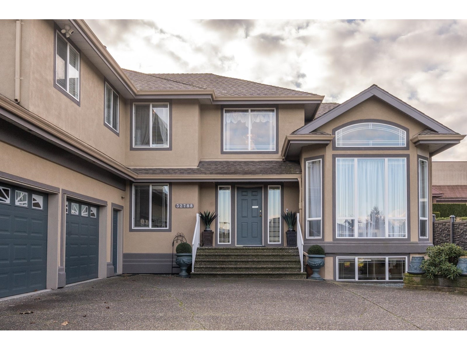 Property at 32788 CHILCOTIN DRIVE image 3