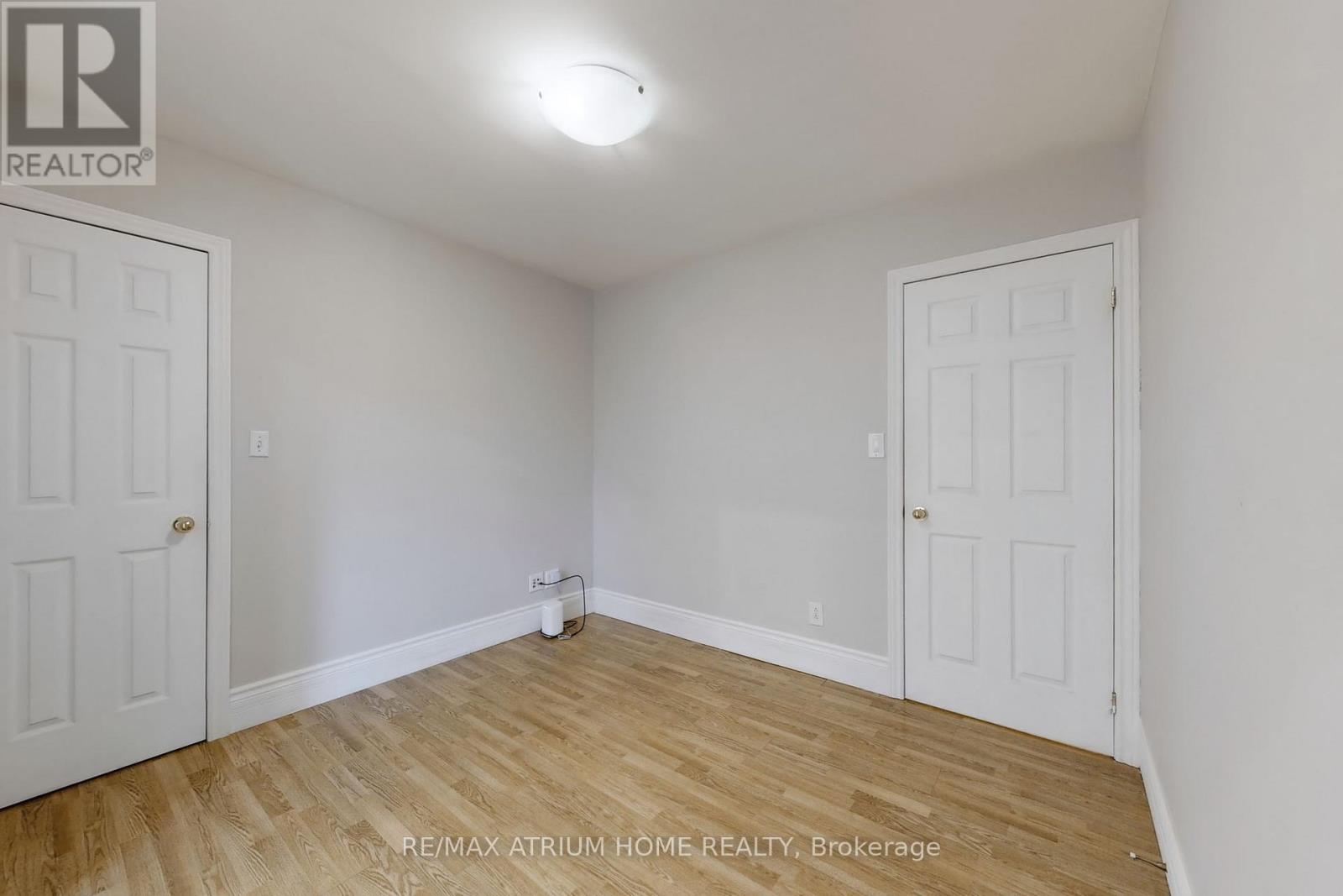 1242 Alexandra Avenue, Mississauga, Ontario  L5E 2A5 - Photo 14 - W12055226