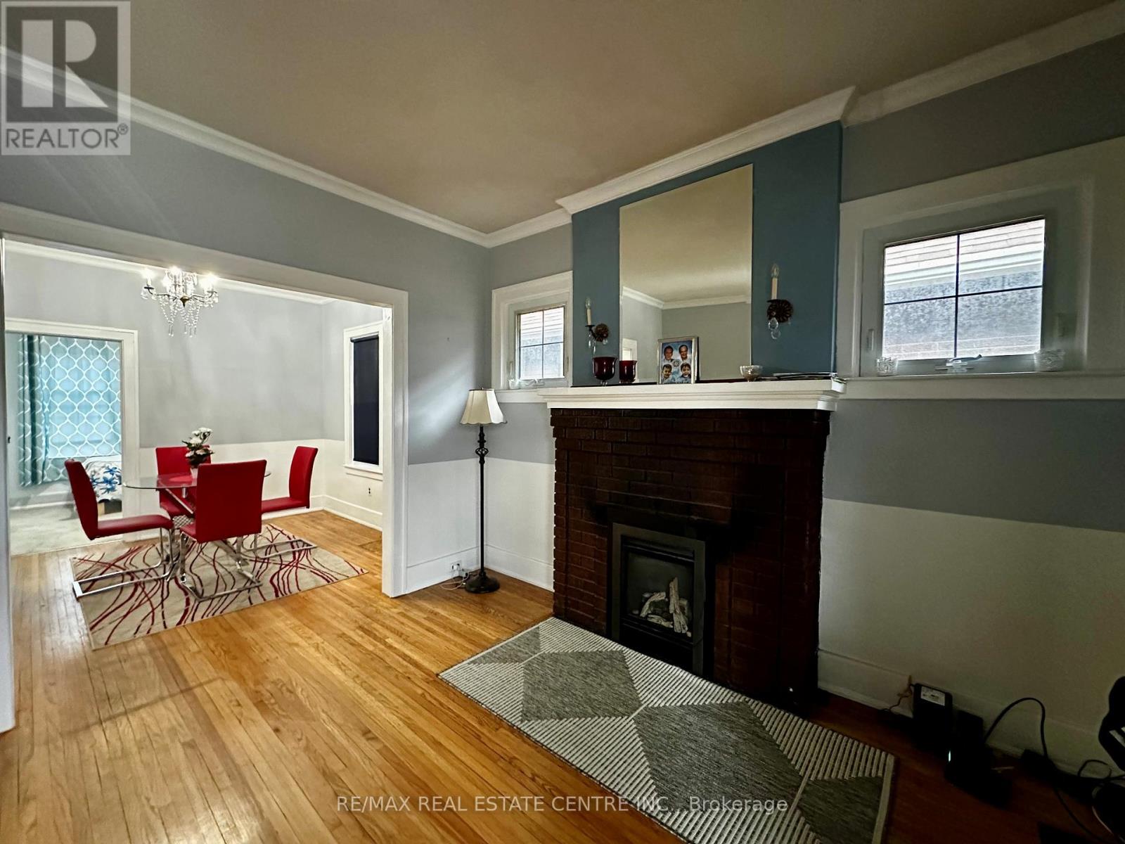 472 Rankin Avenue, Windsor, Ontario  N9B 2R7 - Photo 2 - X12055280