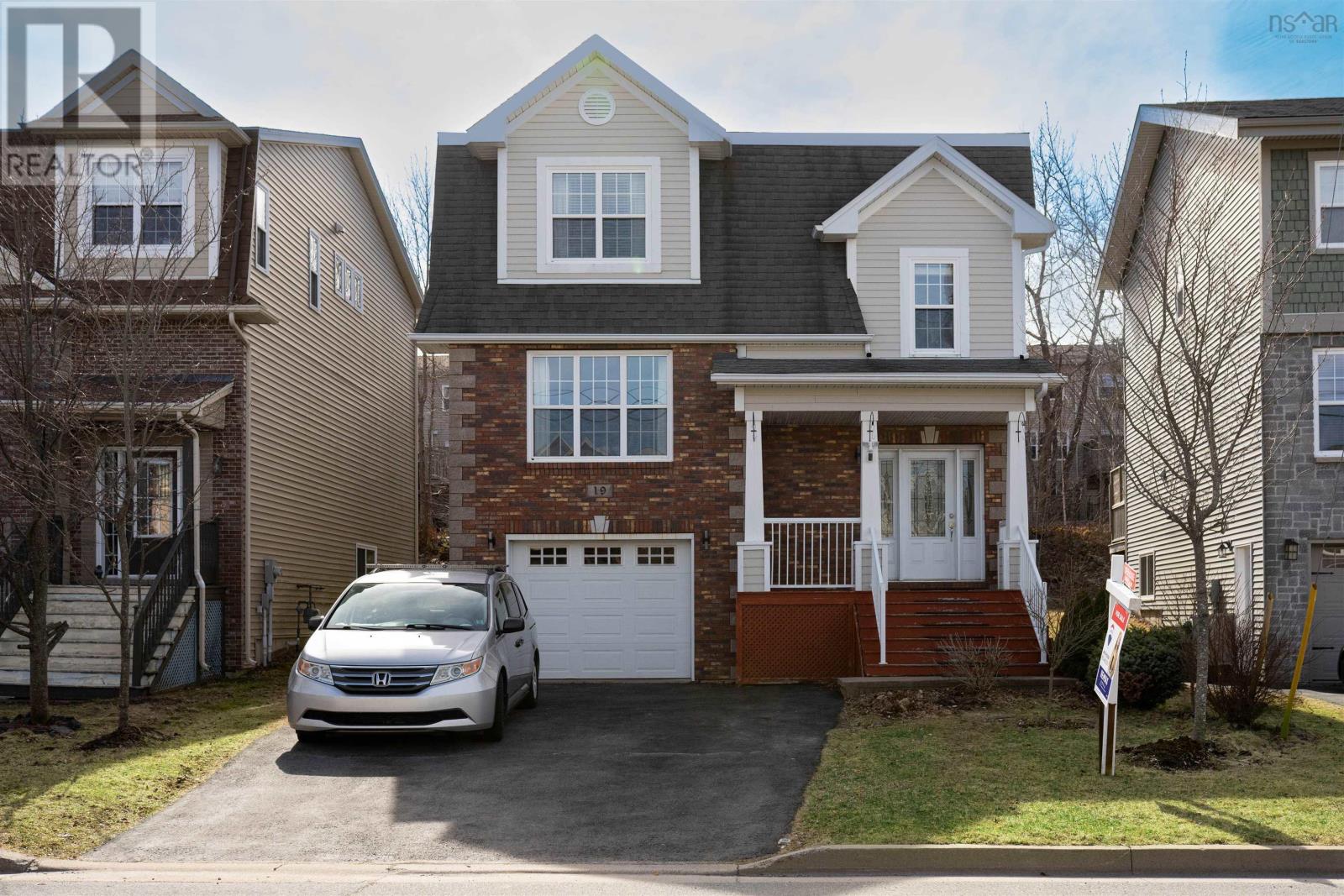 19 Capstone Crescent, Bedford, Nova Scotia  B4B 0H1 - Photo 1 - 202503227