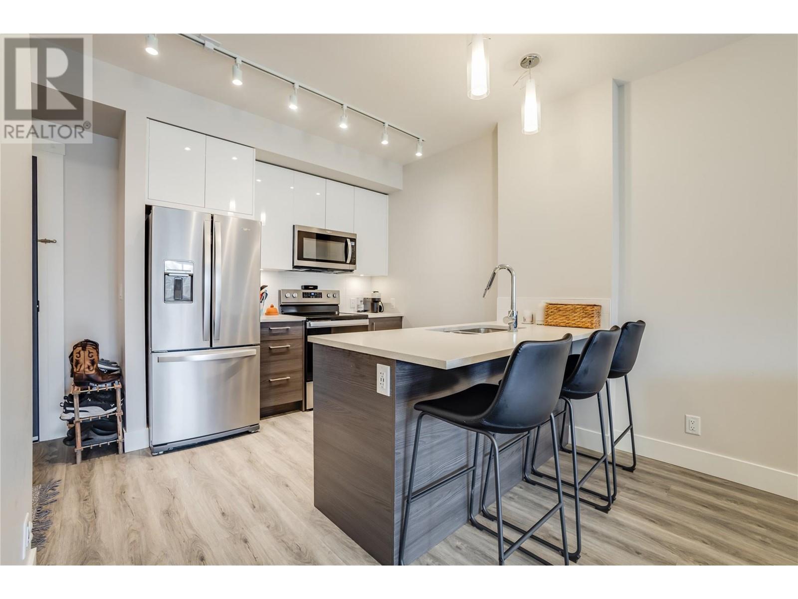 Property at 191 Hollywood Road Unit# 403 image 3