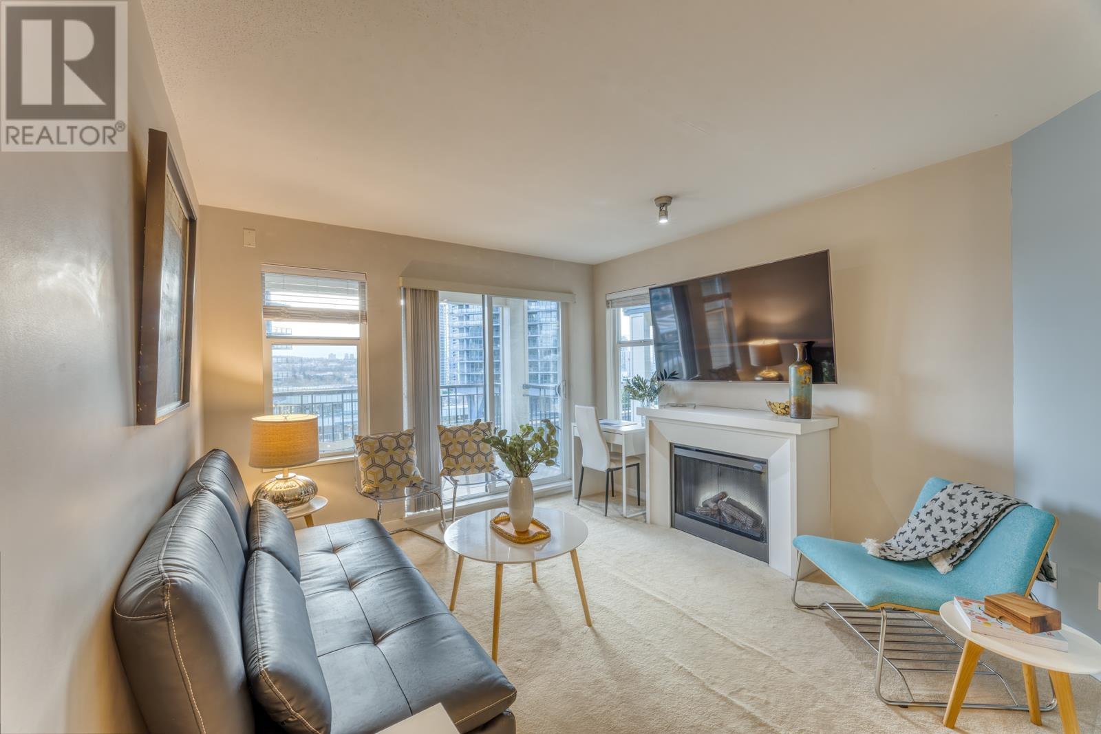 319 4788 Brentwood Drive, Burnaby, British Columbia  V5C 0C5 - Photo 5 - R2984453