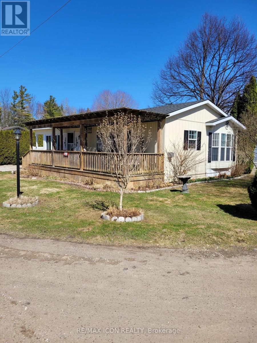 Property at 61 WATER'S EDGE - 77307 BLUEWATER HIGHWAY image 1