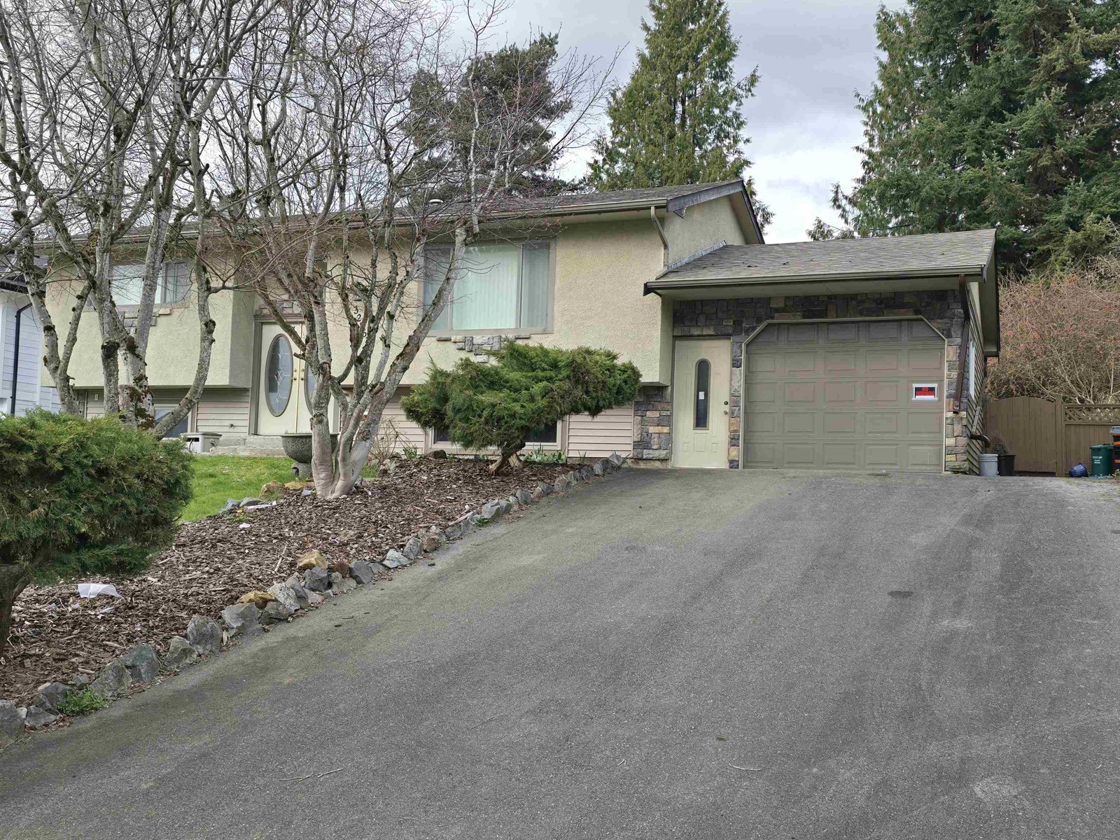 Property at 32963 ARBUTUS AVENUE image