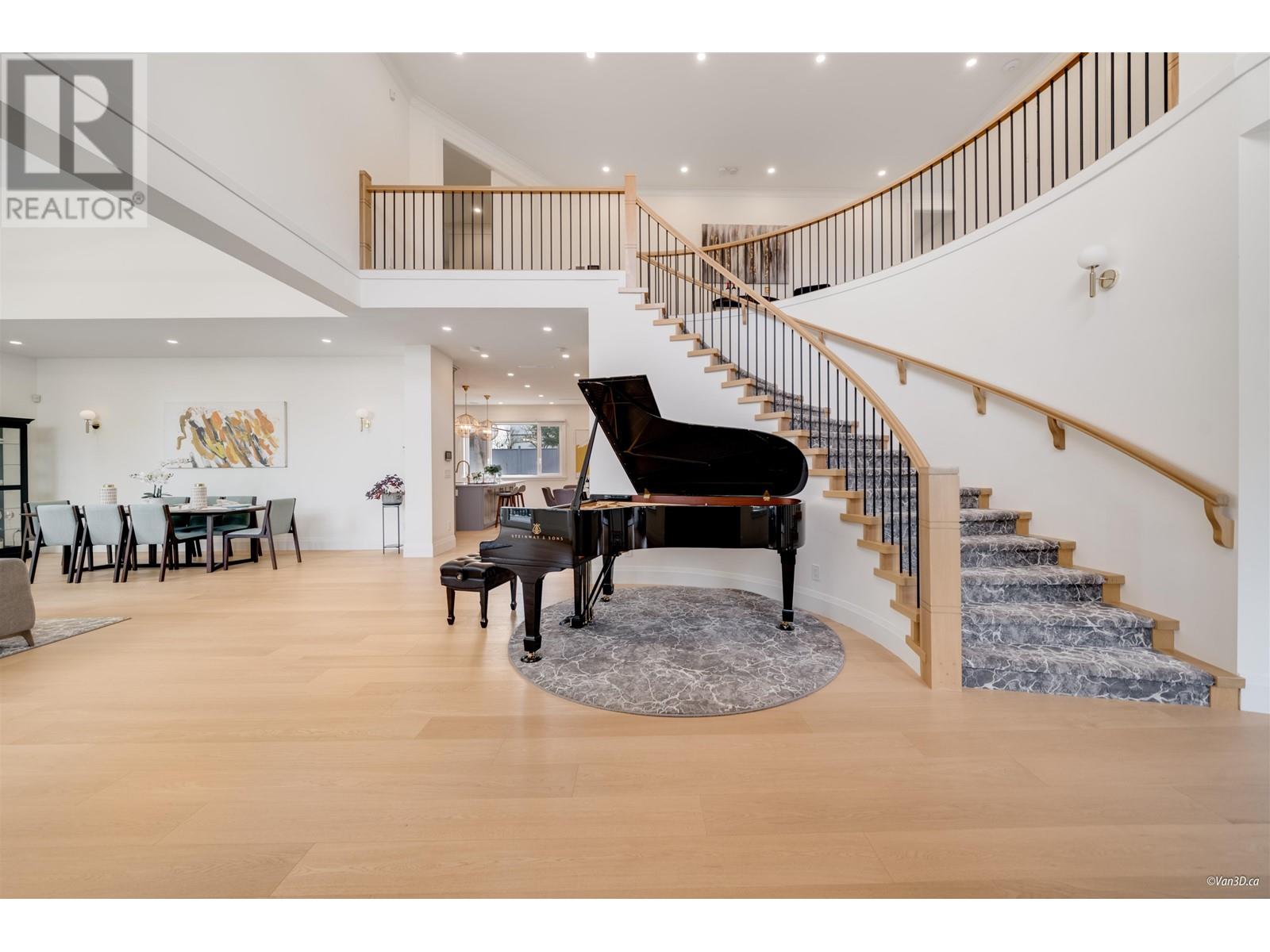 7415 Lambeth Drive, Burnaby, British Columbia  V5E 4B4 - Photo 3 - R2984663