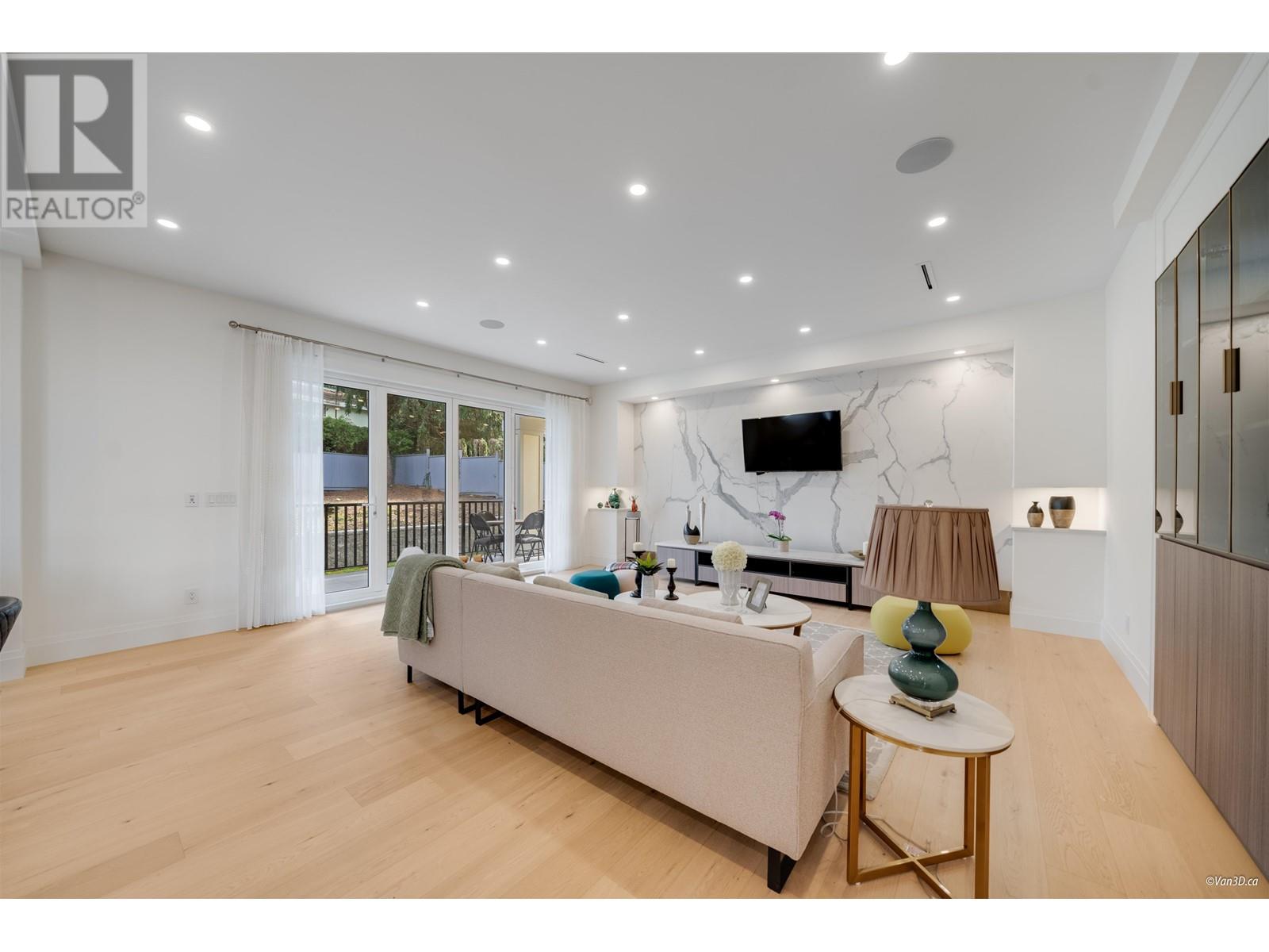 7415 Lambeth Drive, Burnaby, British Columbia  V5E 4B4 - Photo 12 - R2984663