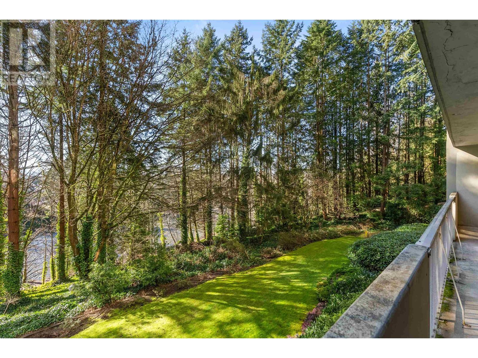 201 2024 Fullerton Avenue, North Vancouver, British Columbia  V7P 3G4 - Photo 34 - R2984808