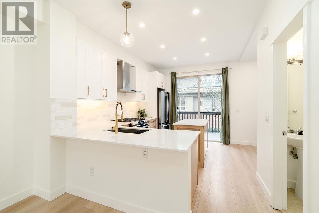 100 100 Klahanie Drive, Port Moody, British Columbia  V3H 5K3 - Photo 9 - R2984814
