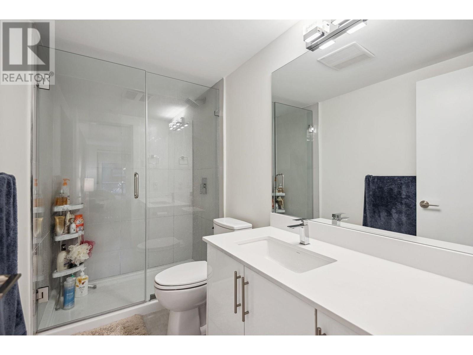 207 232 Sixth Street, New Westminster, British Columbia  V3L 3A4 - Photo 29 - R2984827