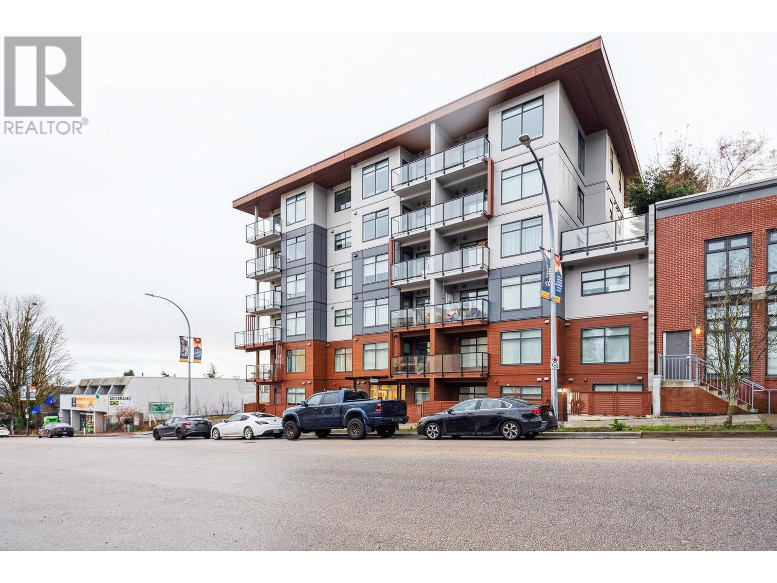 207 232 Sixth Street, New Westminster, British Columbia  V3L 3A4 - Photo 3 - R2984827