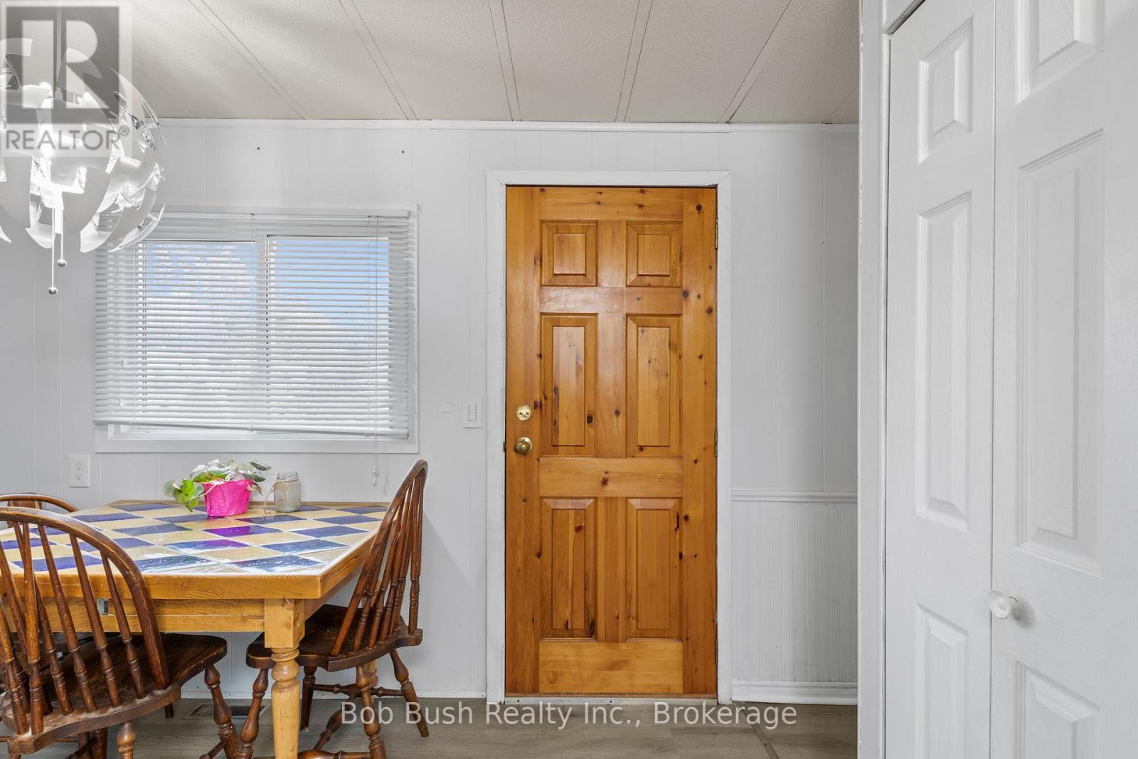 6 - 5263 Elliott Side Road, Tay, Ontario  L4R 4K3 - Photo 6 - S12055312
