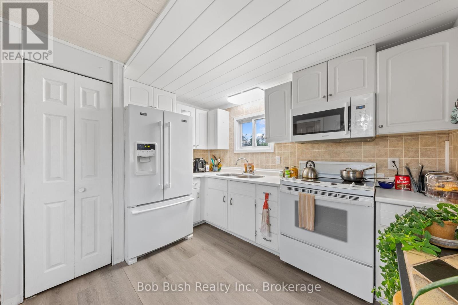 6 - 5263 Elliott Side Road, Tay, Ontario  L4R 4K3 - Photo 8 - S12055312