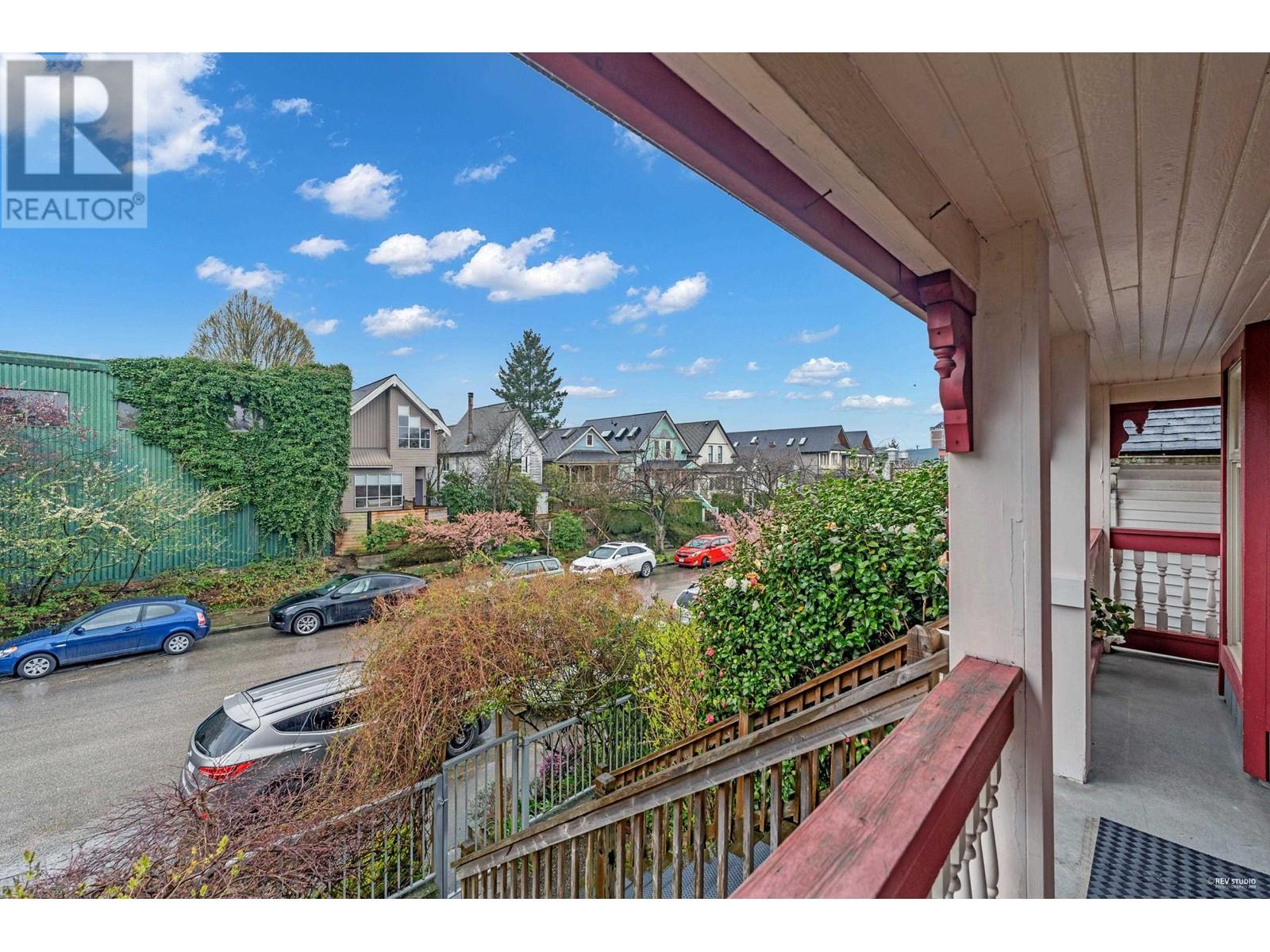 Property at 1165 E PENDER STREET image 3