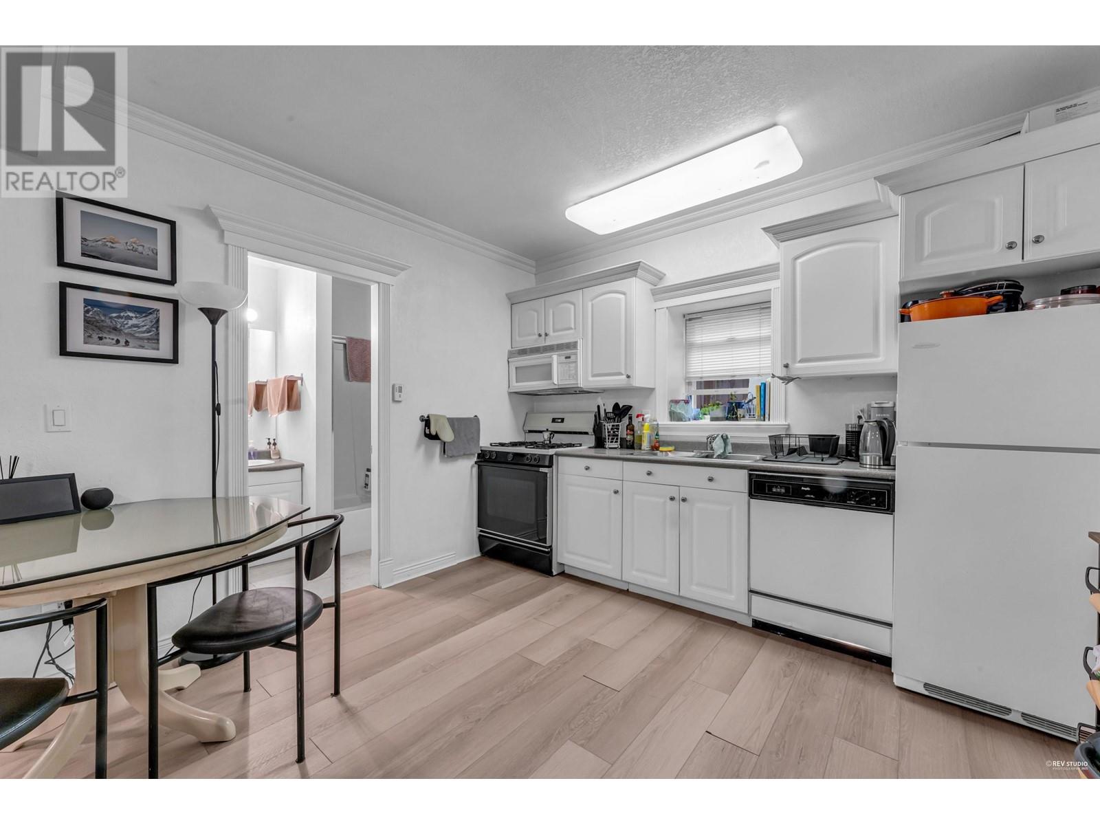 1165 E Pender Street, Vancouver, British Columbia  V6A 1W6 - Photo 32 - R2984803