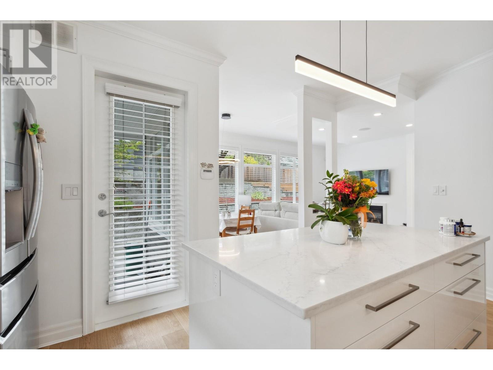 2459 Mathers Avenue, West Vancouver, British Columbia  V7V 2H9 - Photo 16 - R2984839