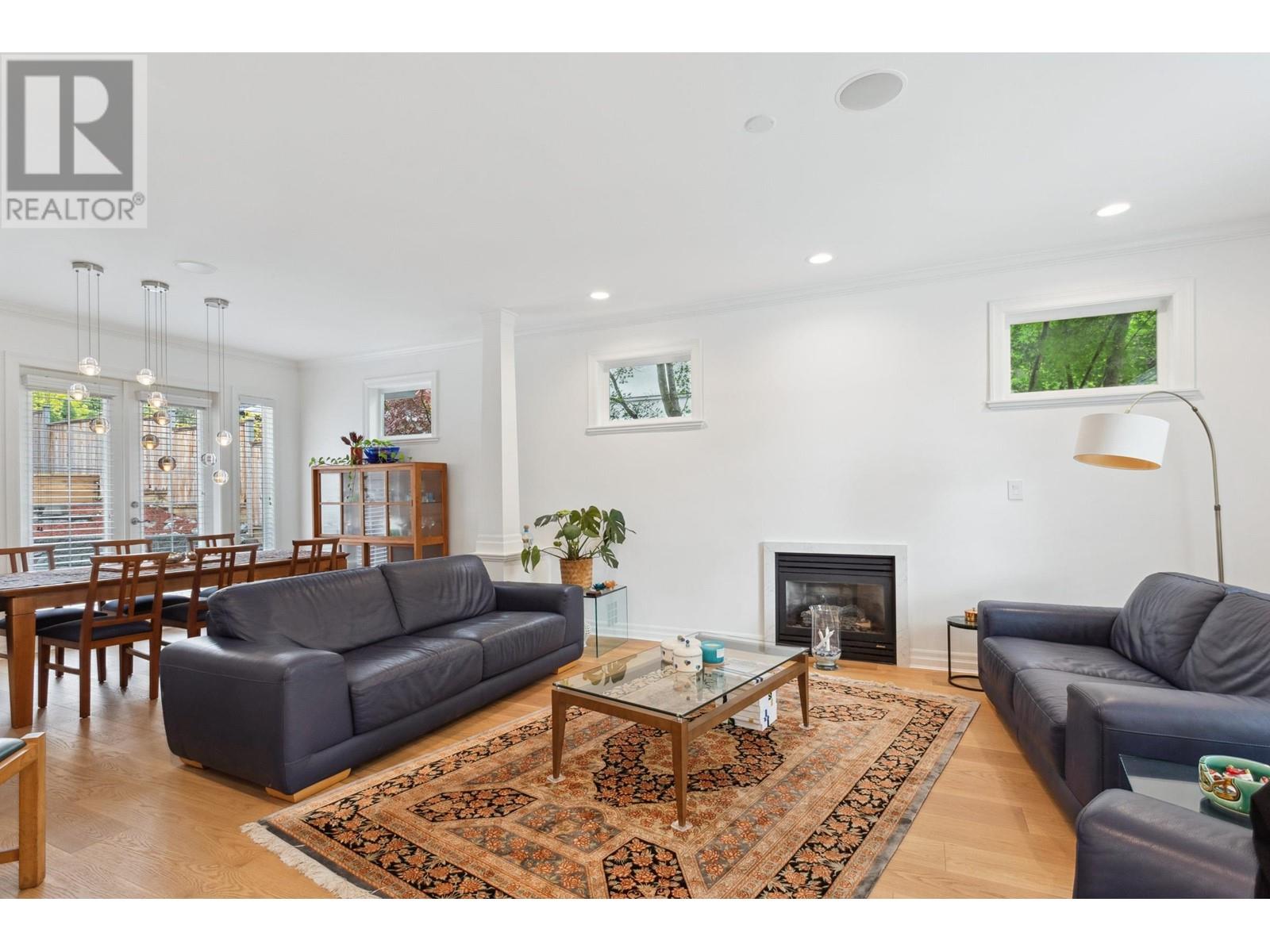 2459 Mathers Avenue, West Vancouver, British Columbia  V7V 2H9 - Photo 8 - R2984839