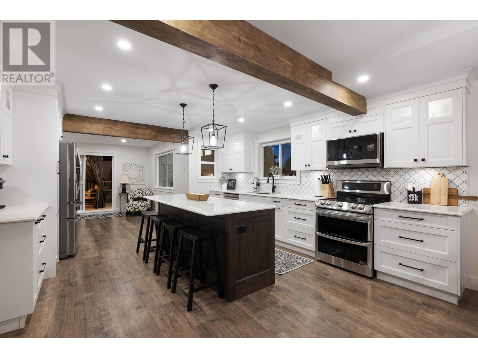 Property at 4960 COLEMAN PLACE image 3