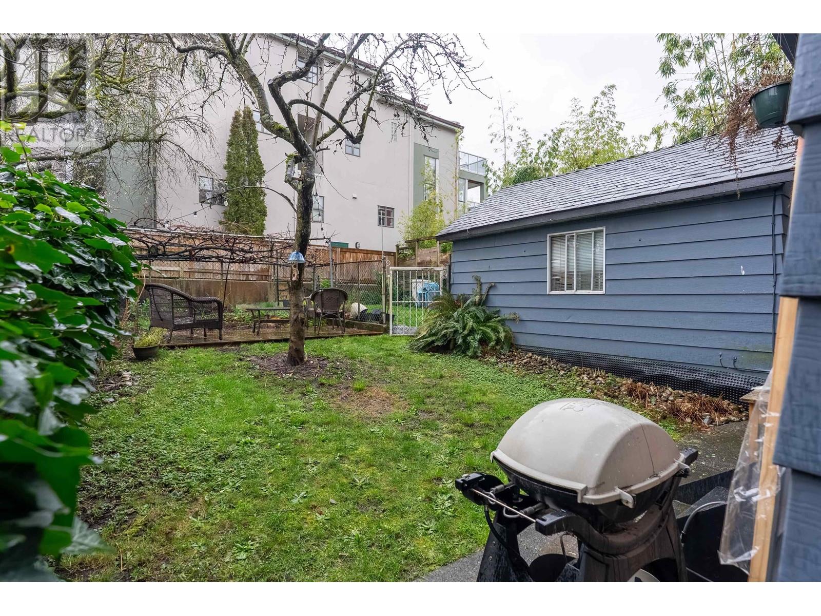 610 Salsbury Drive, Vancouver, British Columbia  V5L 3Z9 - Photo 24 - C8068036