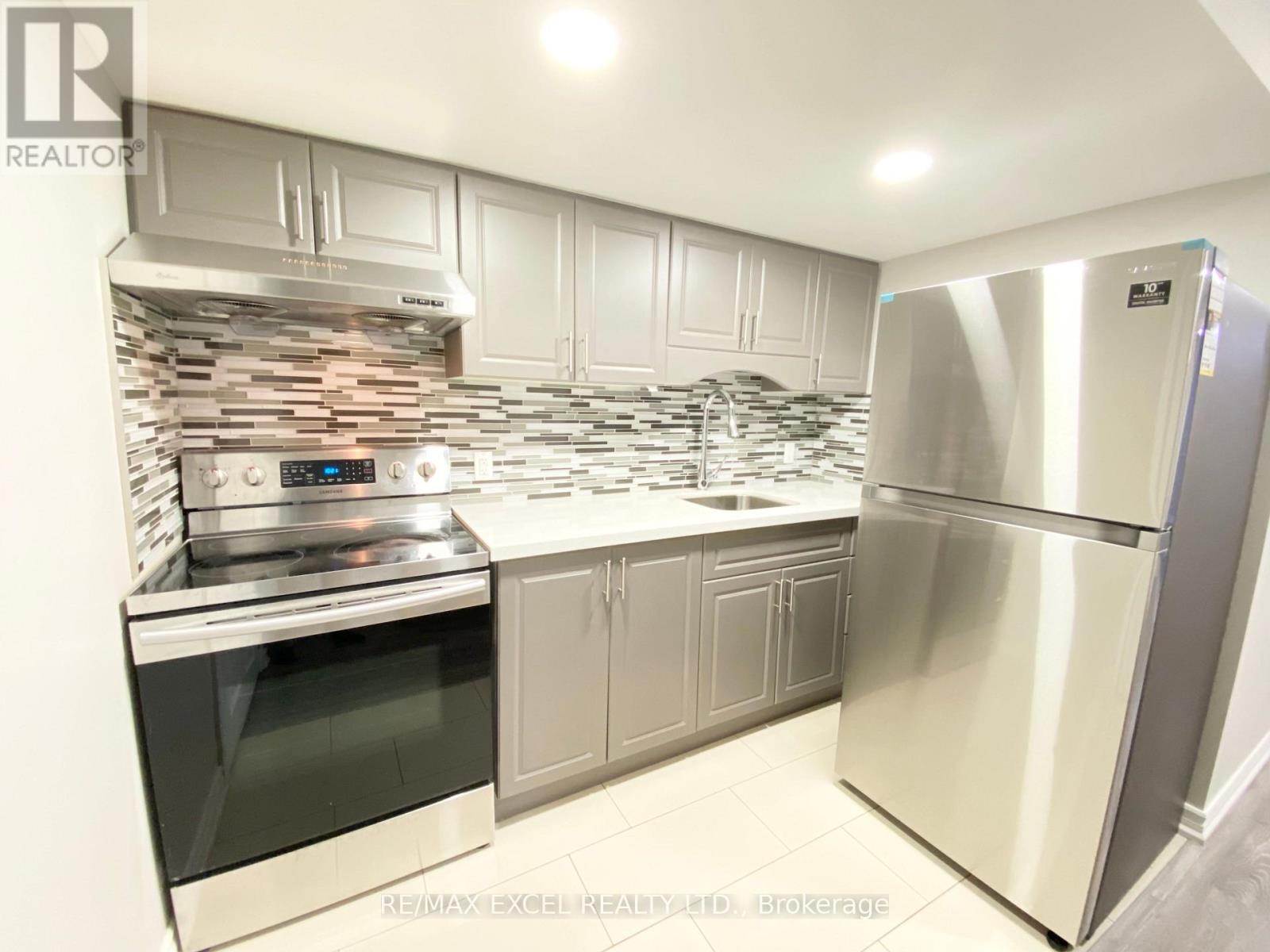 4 Reddington Road, Markham, Ontario  L3S 0E2 - Photo 2 - N12055302