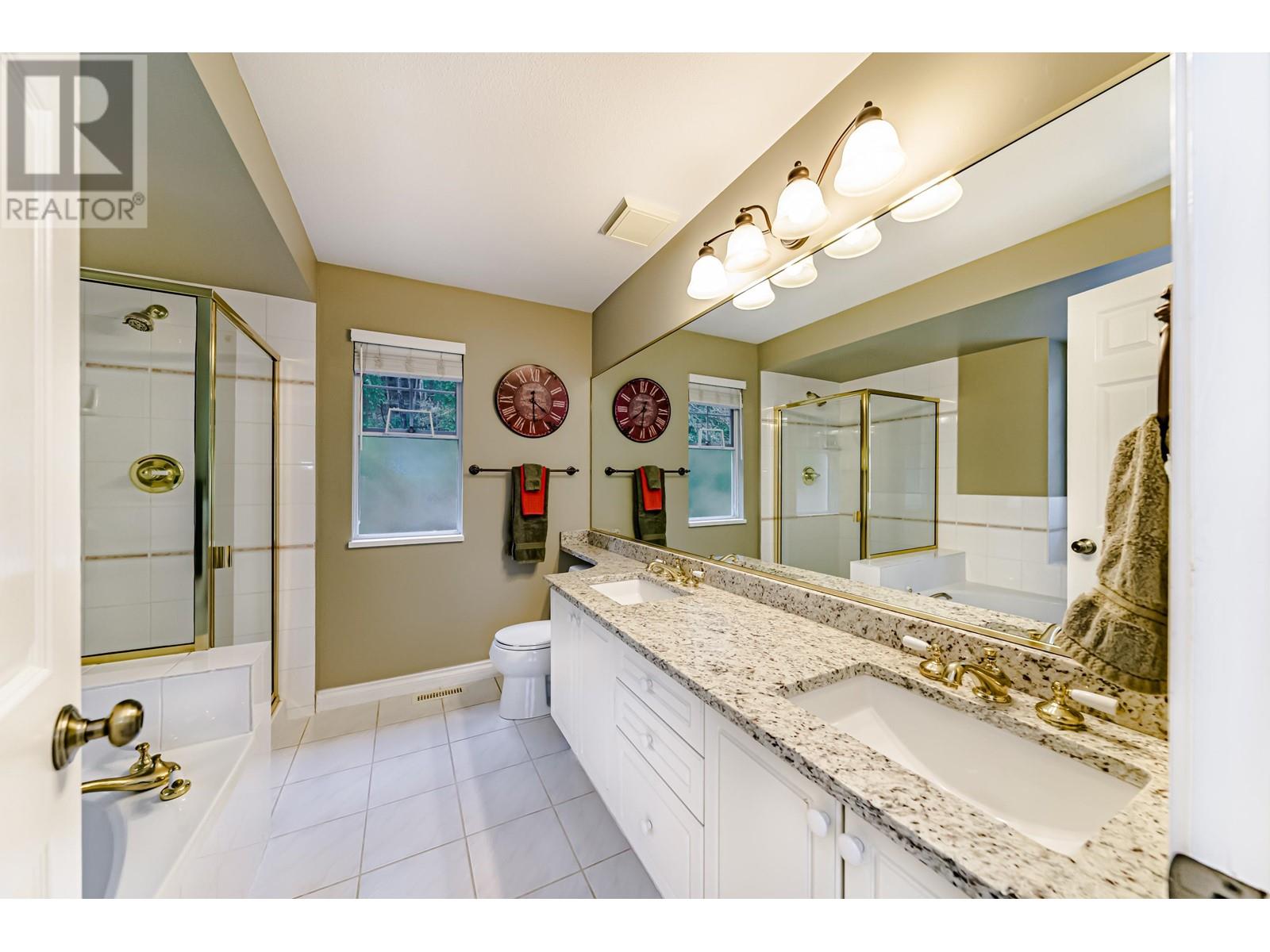 19 2979 Panorama Drive, Coquitlam, British Columbia  V3E 2W8 - Photo 21 - R2984832