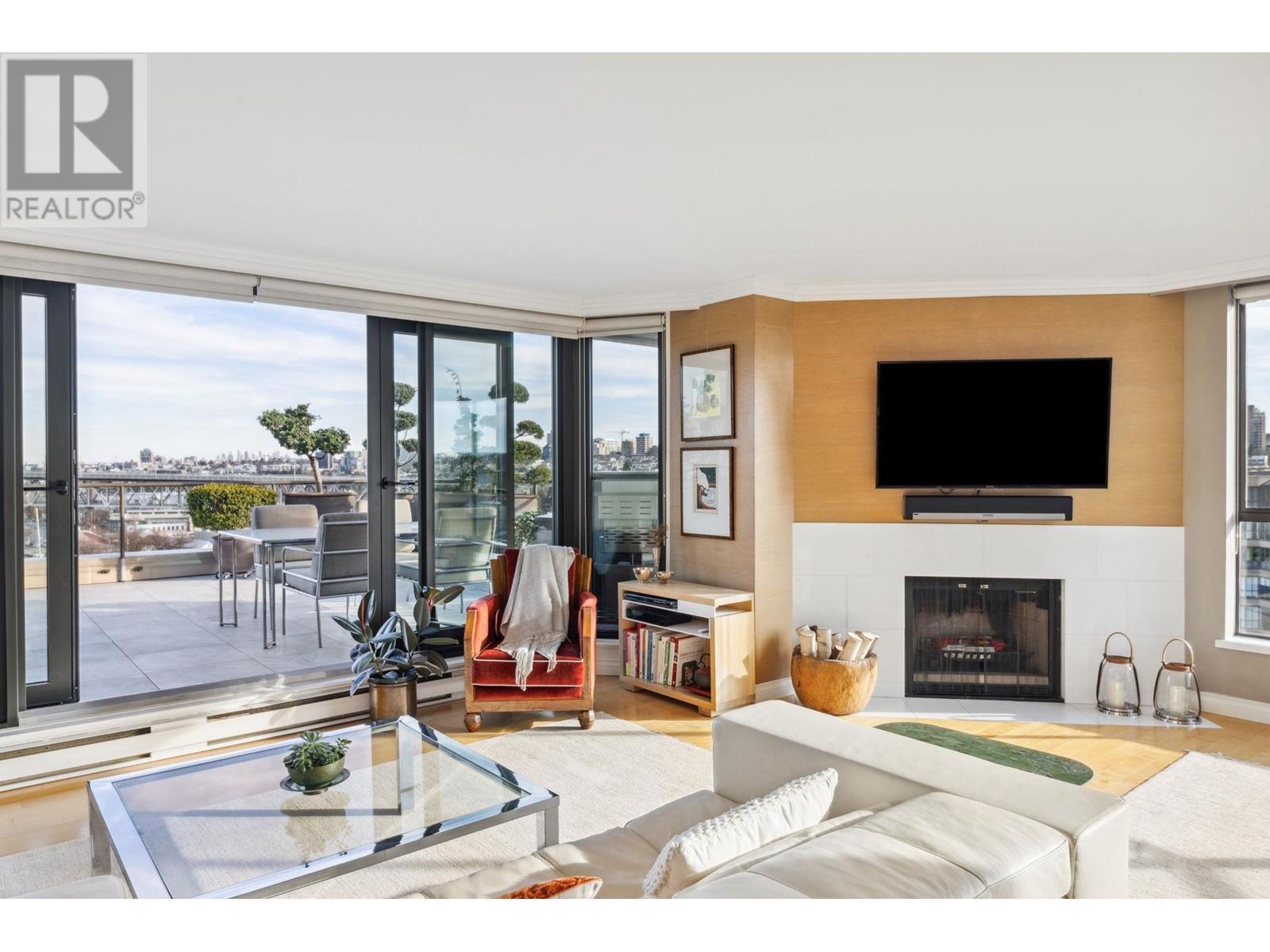910 1450 Pennyfarthing Drive, Vancouver, British Columbia  V6J 4X8 - Photo 3 - R2973730