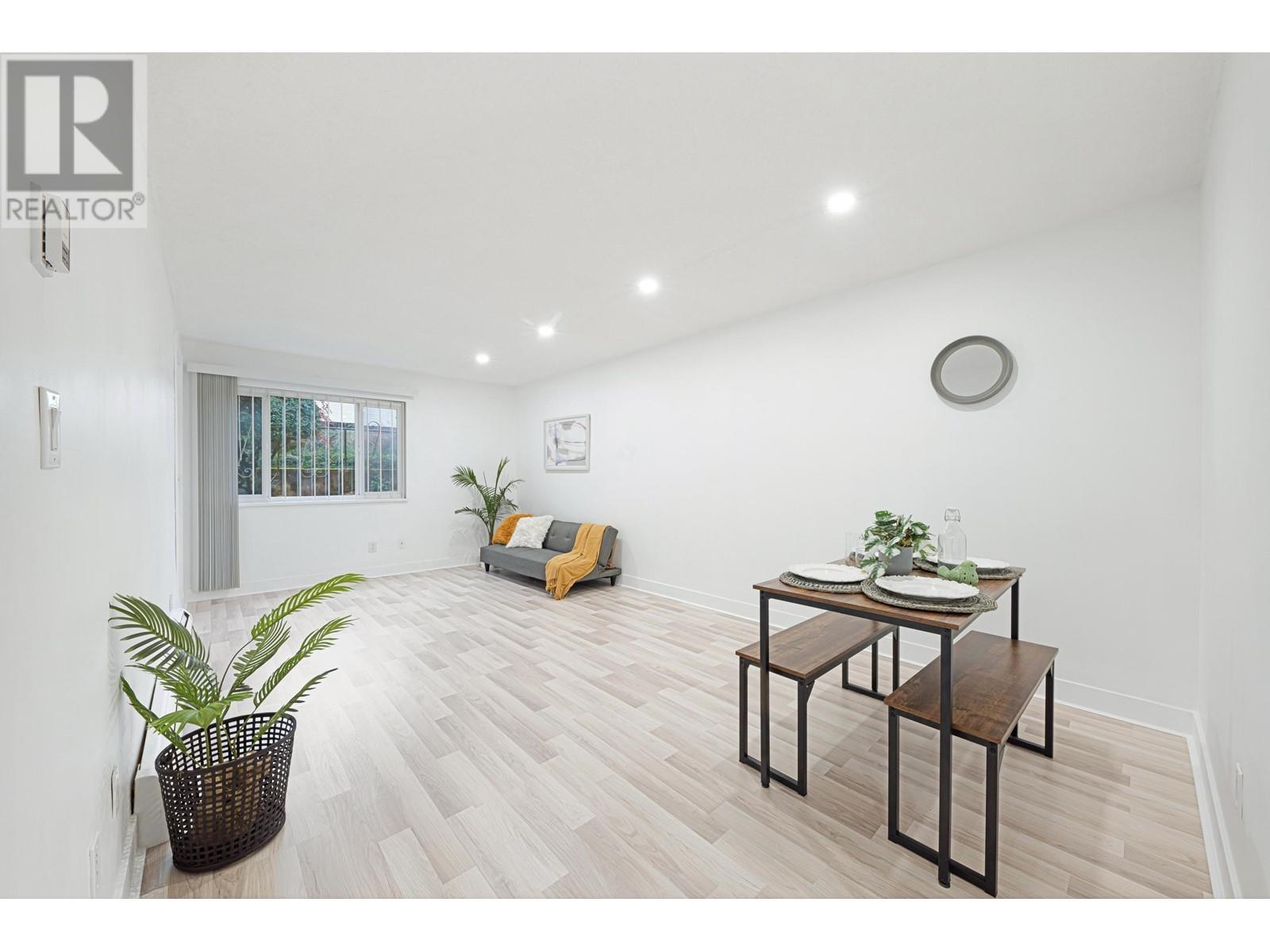 113 1209 Howie Avenue, Coquitlam, British Columbia  V3J 1T9 - Photo 3 - R2975054