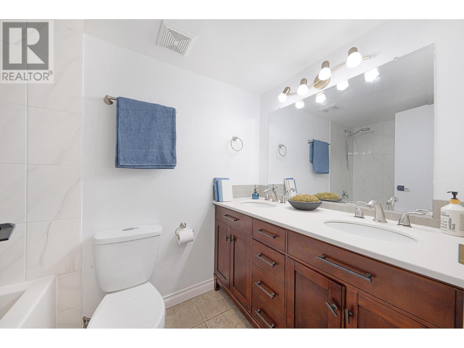 113 1209 Howie Avenue, Coquitlam, British Columbia  V3J 1T9 - Photo 7 - R2975054