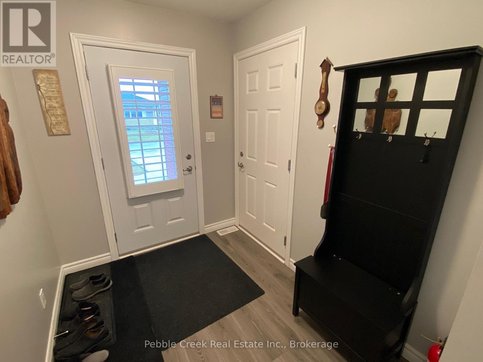 88 Huron Heights Drive, Ashfield-Colborne-Wawanosh, Ontario  N7A 0C1 - Photo 5 - X12055314