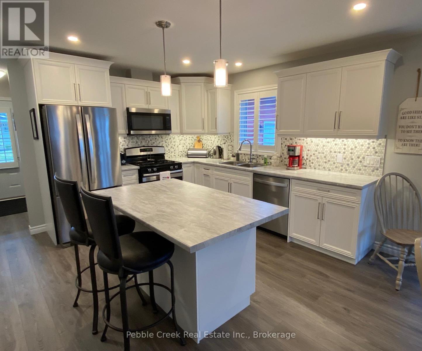 88 Huron Heights Drive, Ashfield-Colborne-Wawanosh, Ontario  N7A 0C1 - Photo 7 - X12055314