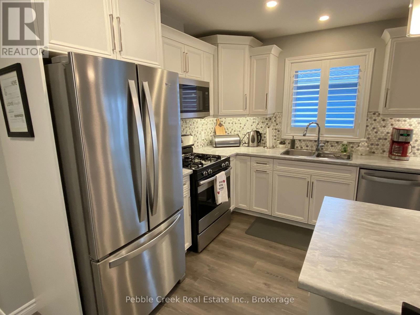 88 Huron Heights Drive, Ashfield-Colborne-Wawanosh, Ontario  N7A 0C1 - Photo 8 - X12055314