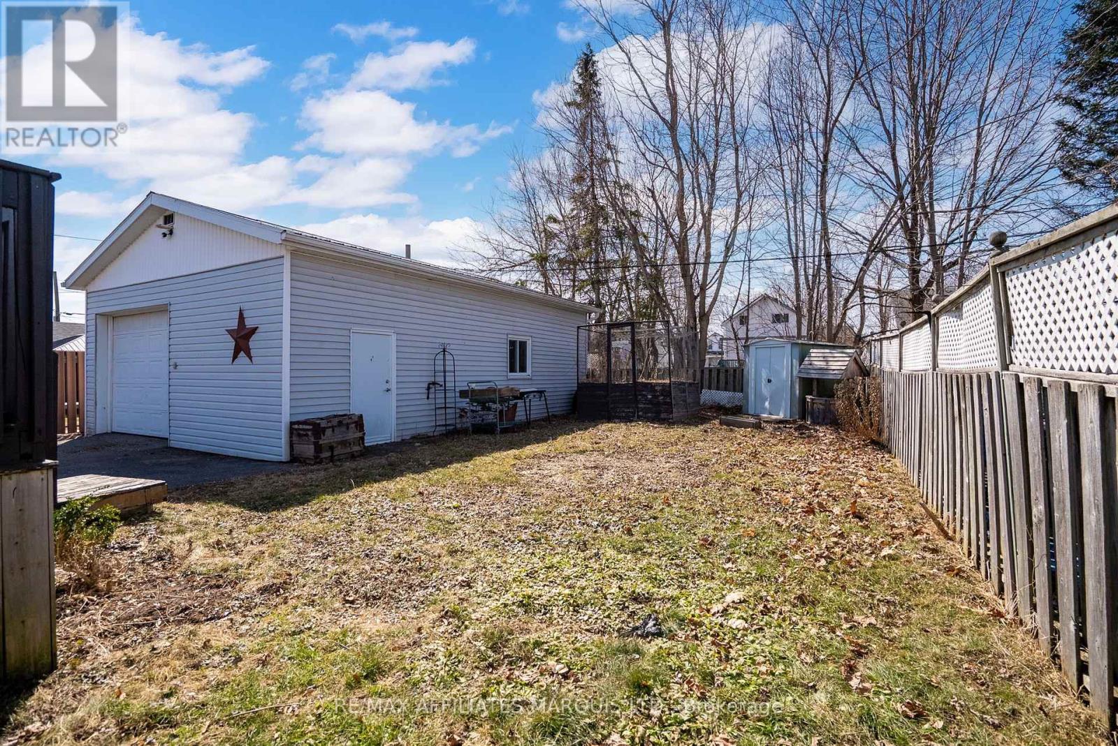 Property at 1106 DALY AVENUE image 5
