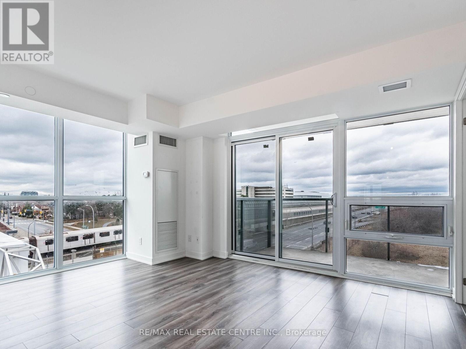 605 - 120 Varna Drive, Toronto, Ontario  M6A 0B3 - Photo 18 - C12055345