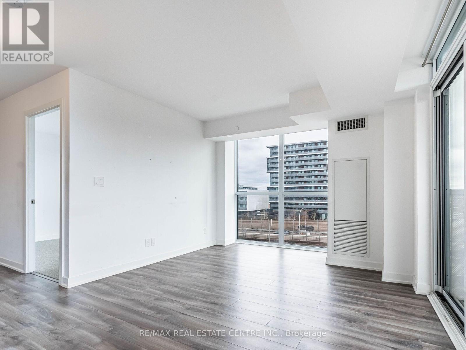 605 - 120 Varna Drive, Toronto, Ontario  M6A 0B3 - Photo 21 - C12055345
