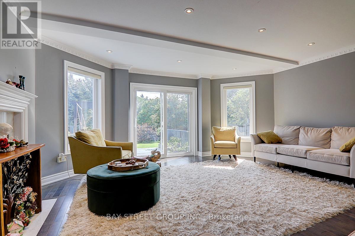 39 Calderbridge Crescent, Markham, Ontario  L3R 9M5 - Photo 14 - N12055318