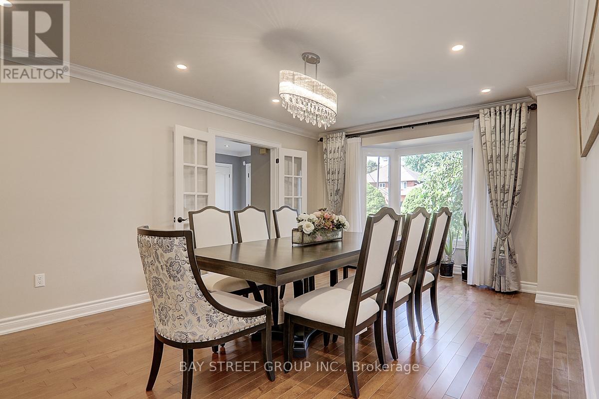39 Calderbridge Crescent, Markham, Ontario  L3R 9M5 - Photo 6 - N12055318