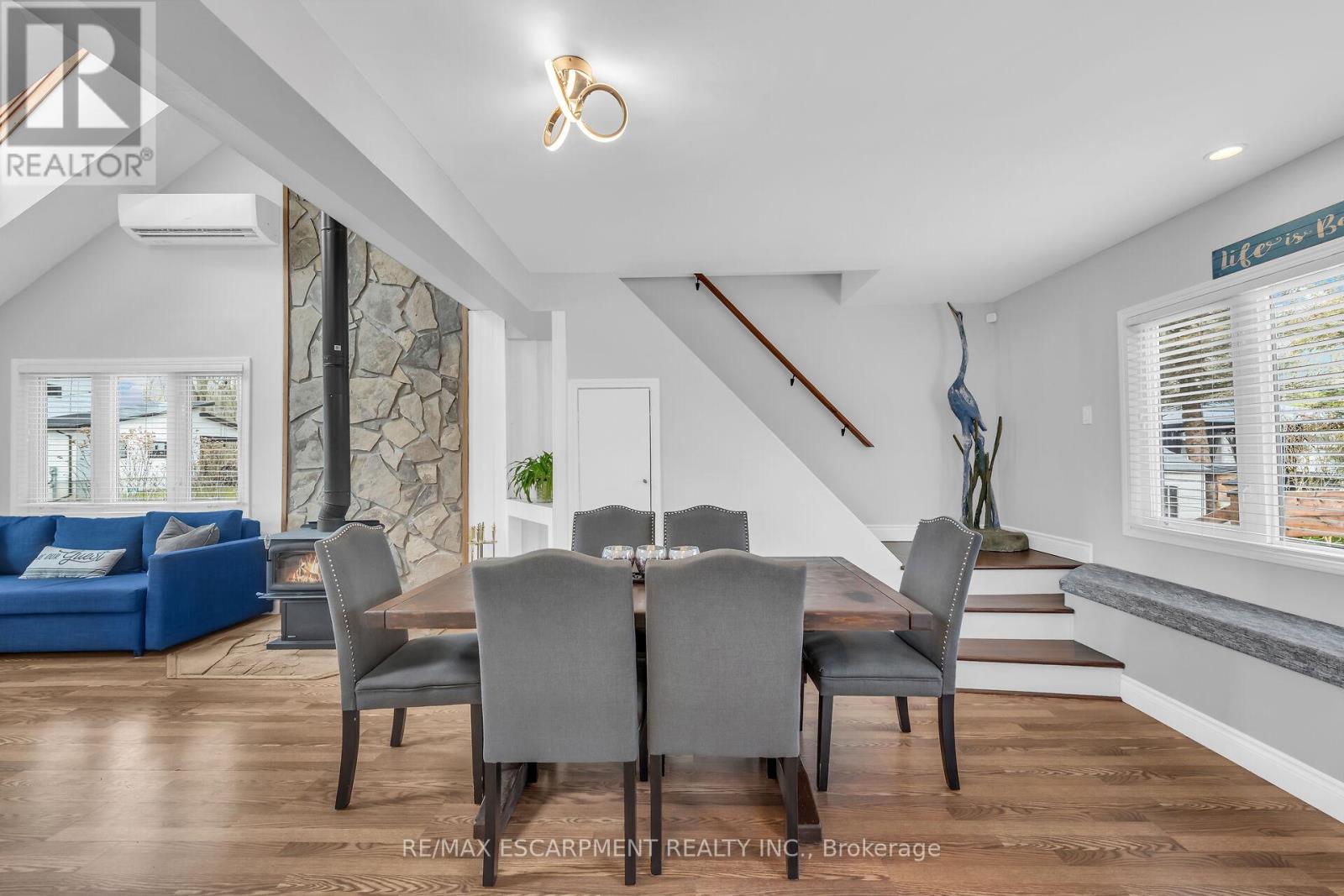 7 Landon Street, Norfolk, Ontario  N0E 1T0 - Photo 10 - X12055316