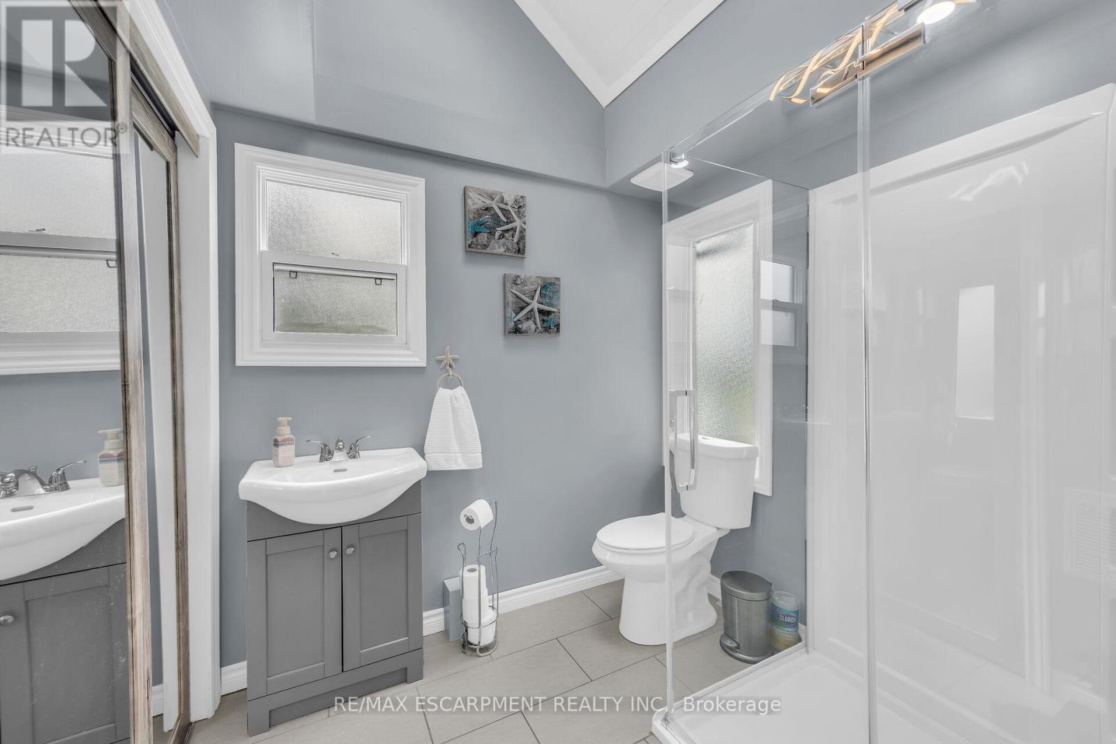 7 Landon Street, Norfolk, Ontario  N0E 1T0 - Photo 19 - X12055316