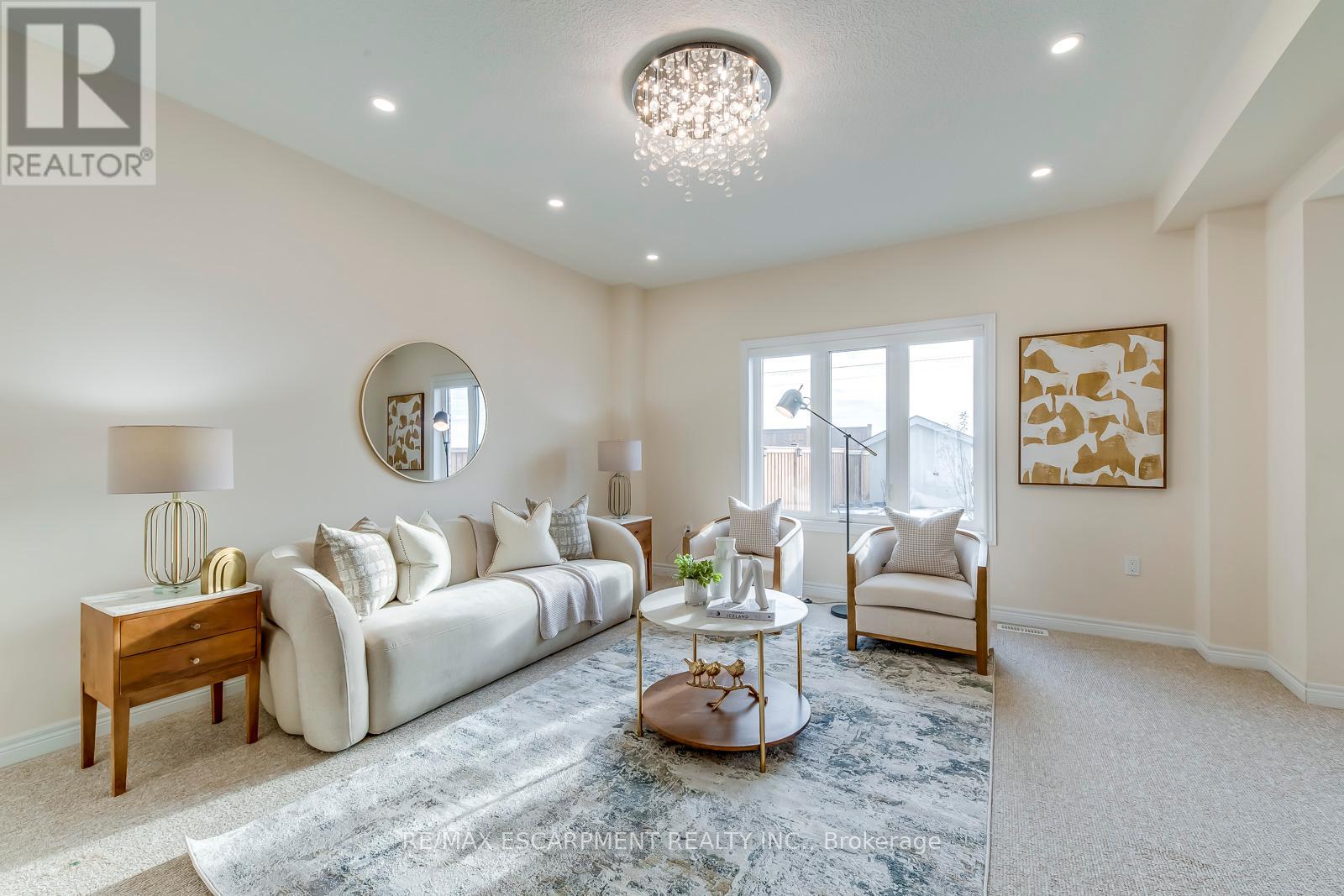 428 Dalgleish Trail, Hamilton, Ontario  L0R 1P0 - Photo 8 - X12055323