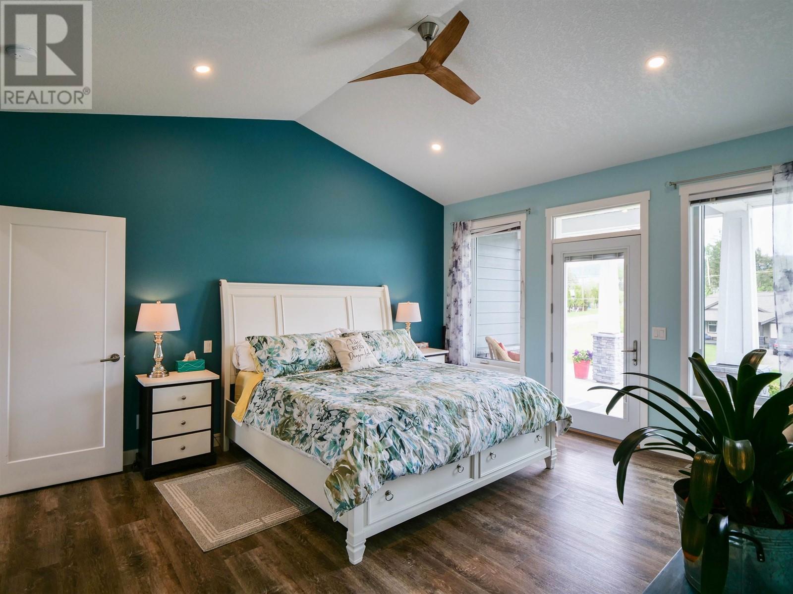 Property at 1577 STONEY PARK ROAD image 5