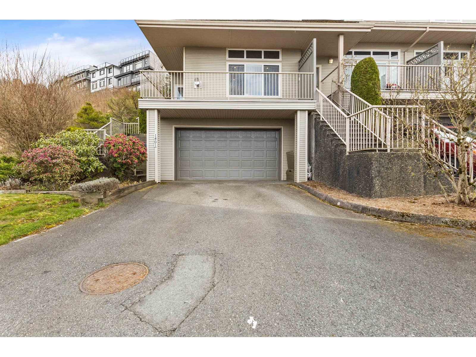 Property at 1401 5260 GOLDSPRING PLACE image 3