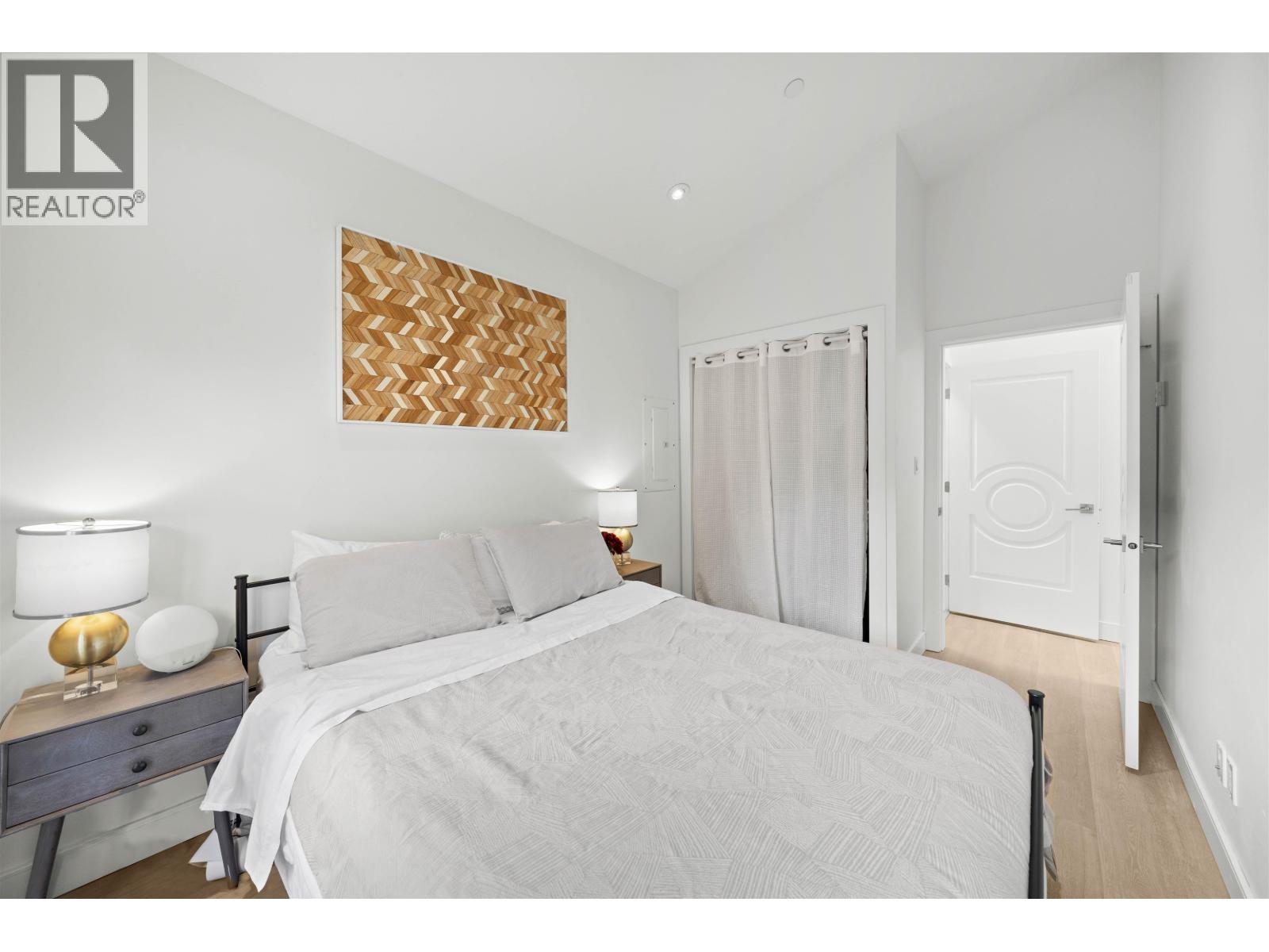 1020 Odlum Drive, Vancouver, British Columbia  V5L 3L6 - Photo 14 - R2984886