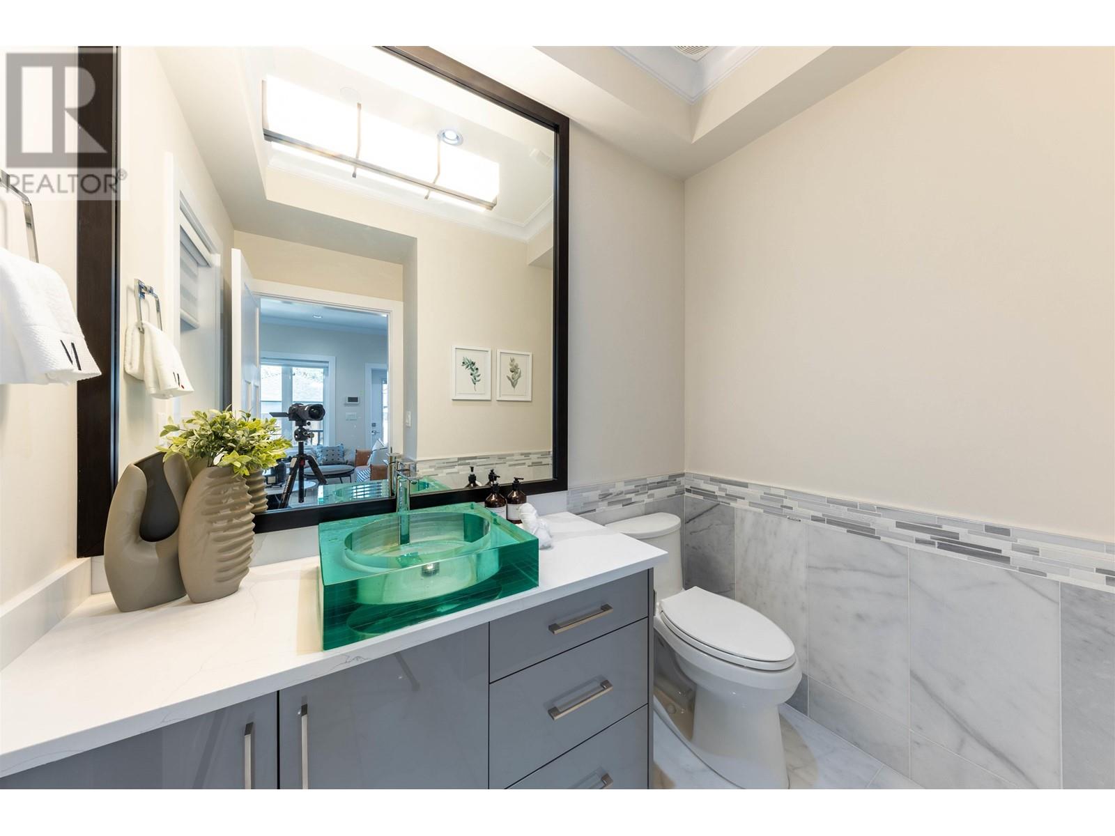 6524 Angus Drive, Vancouver, British Columbia  V6P 5H9 - Photo 29 - R2984910